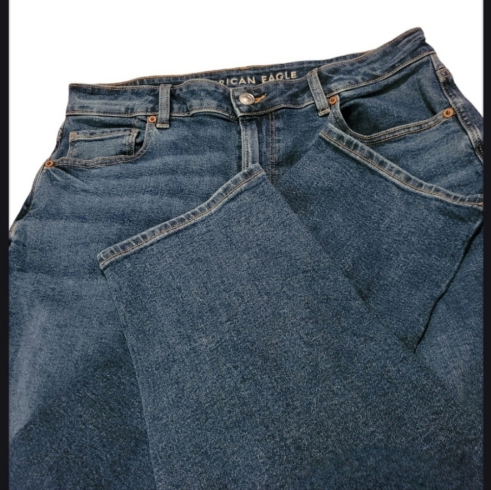 American Eagle Mom Jeans